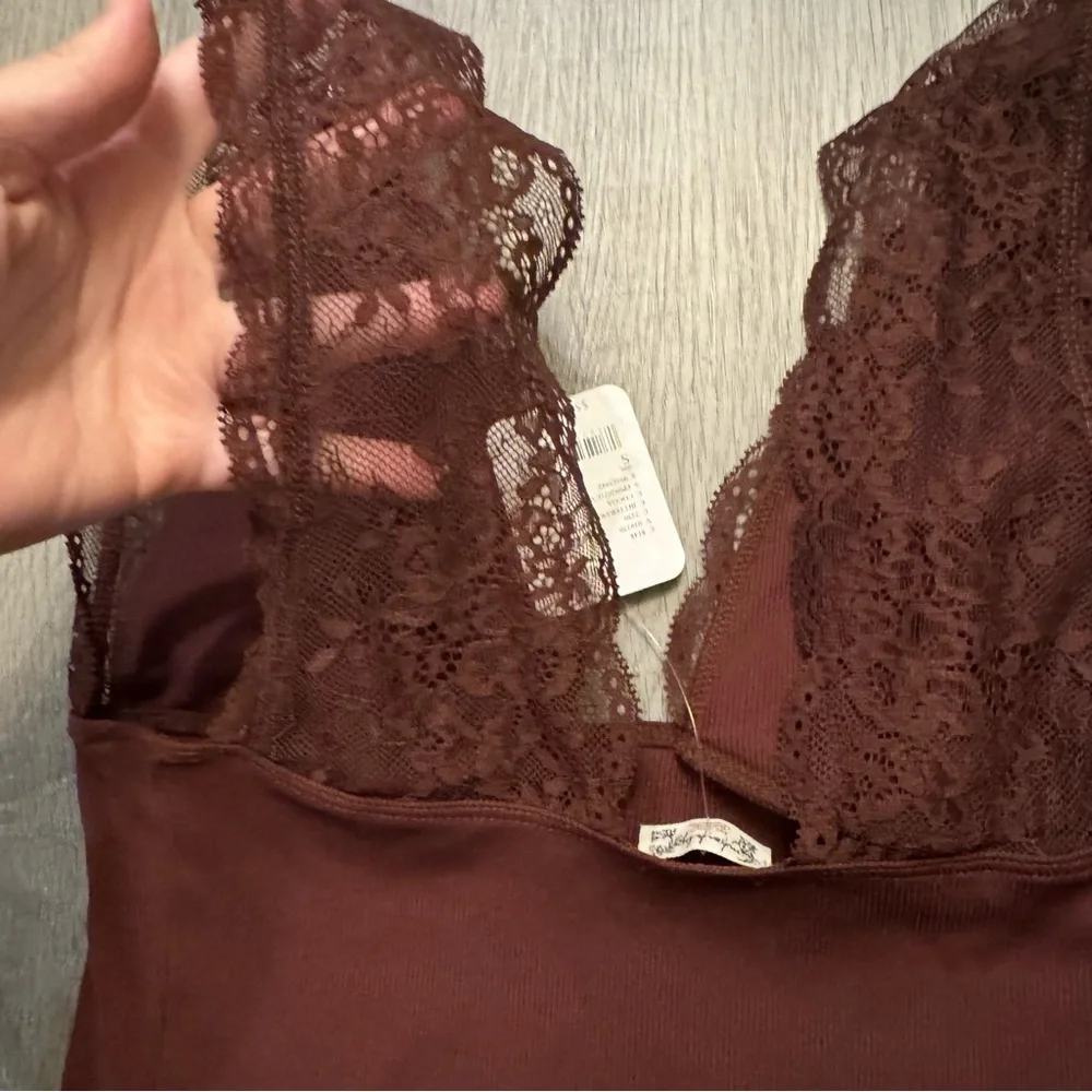 NWT Intimately FREE PEOPLE Power Play Cami Top Bittersweet Cocoa Brown Lace - Picture 11 of 12